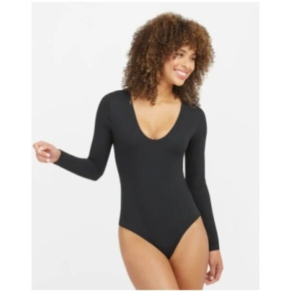 Spanx Long Sleeve Scoop Neck Bodysuit Black Size Large - Picture 1 of 7